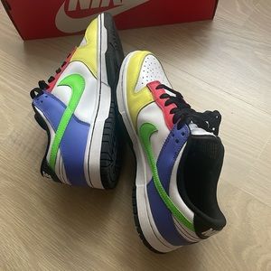 Authentic low dunks